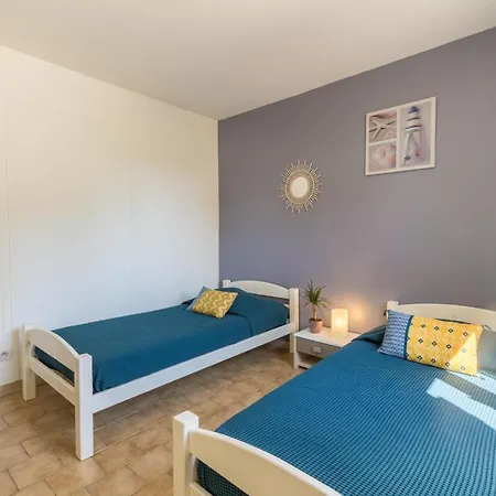 Villa La Grande Auguiere, Familiale Et Spacieuse Au Coeur Du Vignoble Et A 300m De La