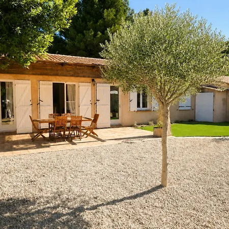 Villa La Grande Auguière, Familiale Et Spacieuse Au Cœur Du Vignoble Et à 300m De La